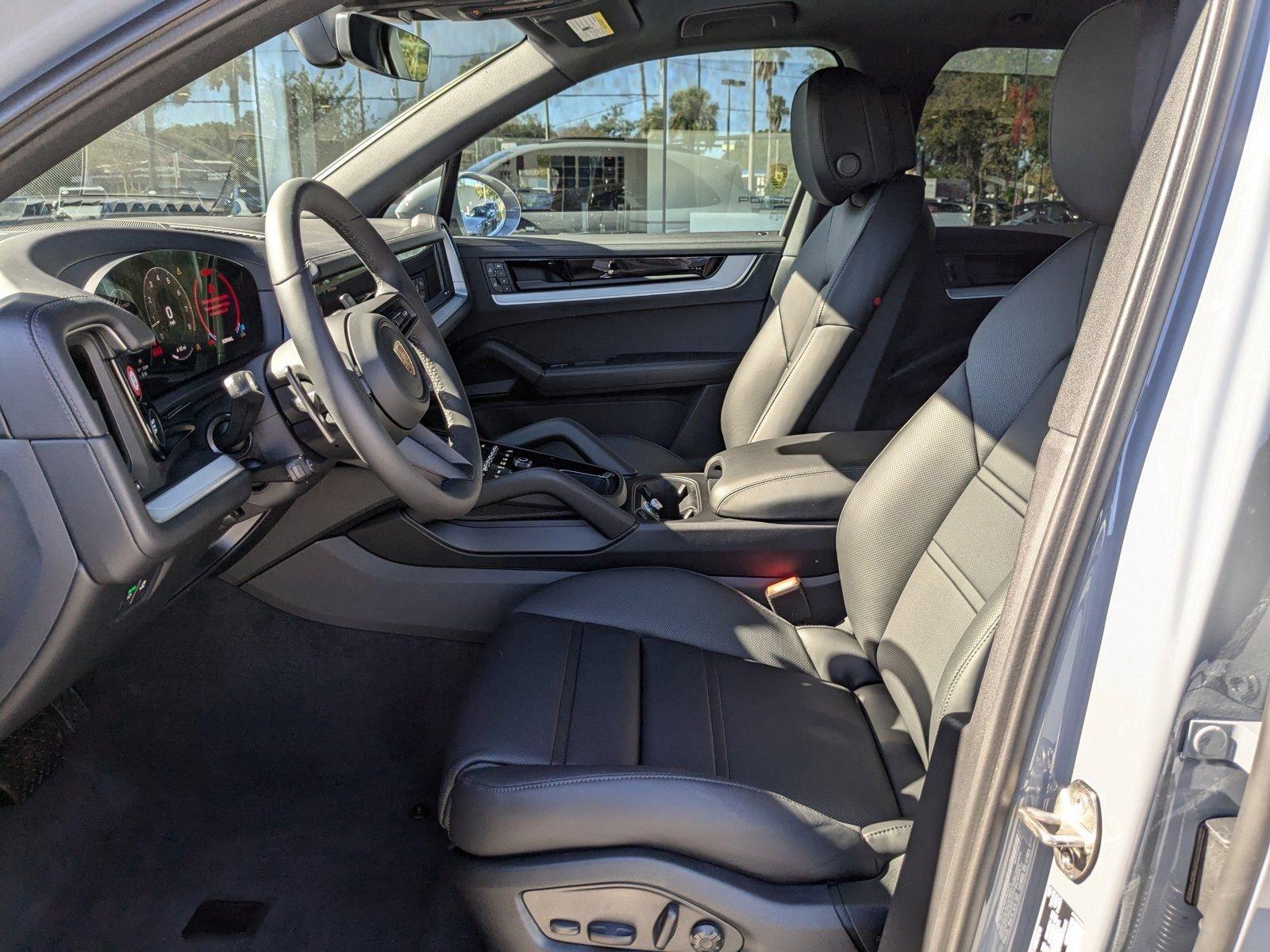 2025 Porsche Cayenne Vehicle Photo in Maitland, FL 32751
