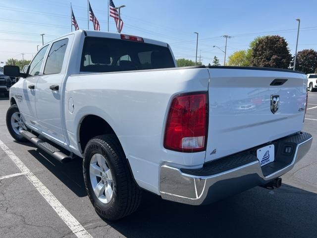 2019 Ram 1500 Classic Vehicle Photo in GREEN BAY, WI 54304-5303