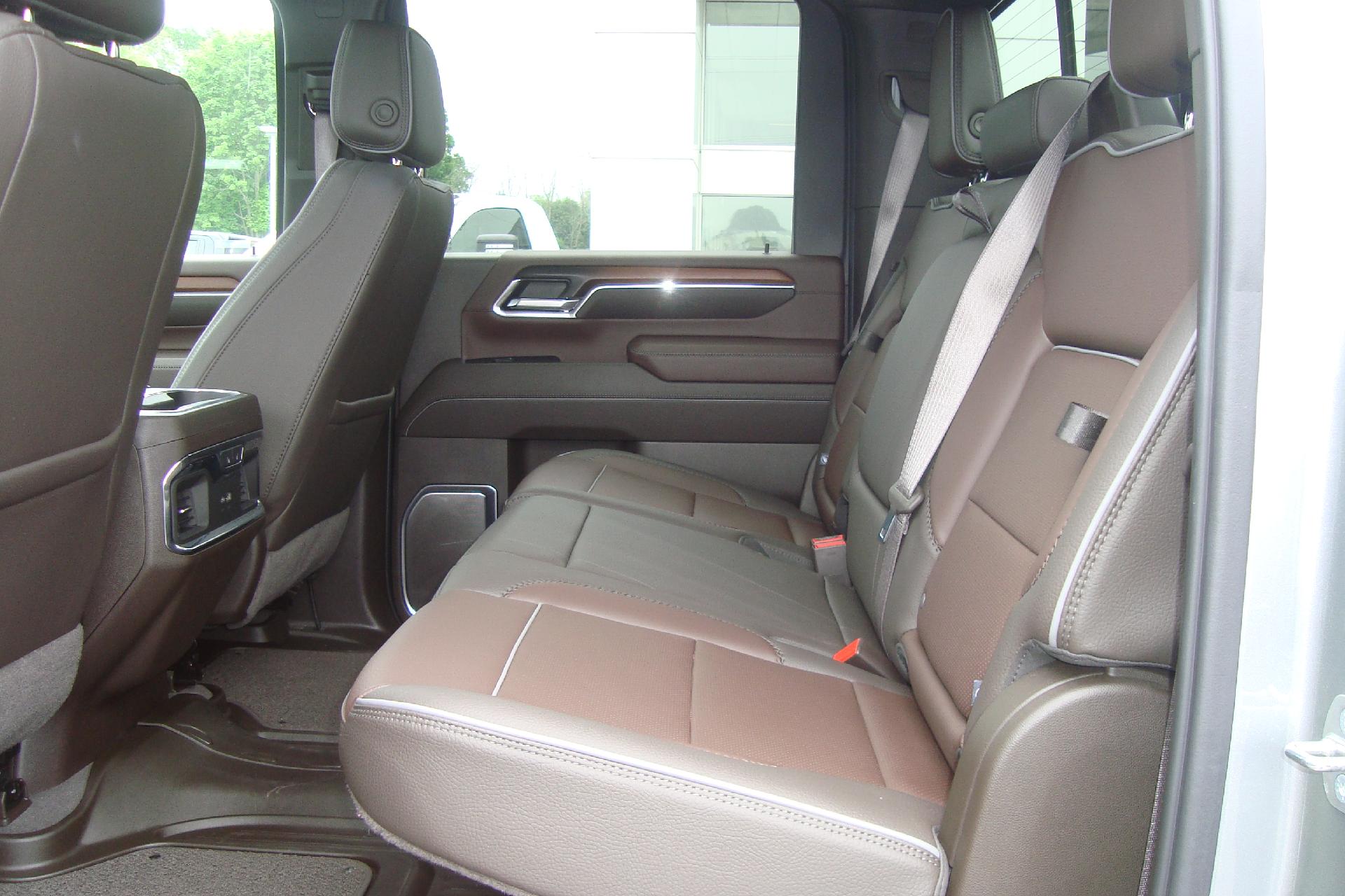 2024 GMC Sierra 2500 HD Vehicle Photo in PORTSMOUTH, NH 03801-4196