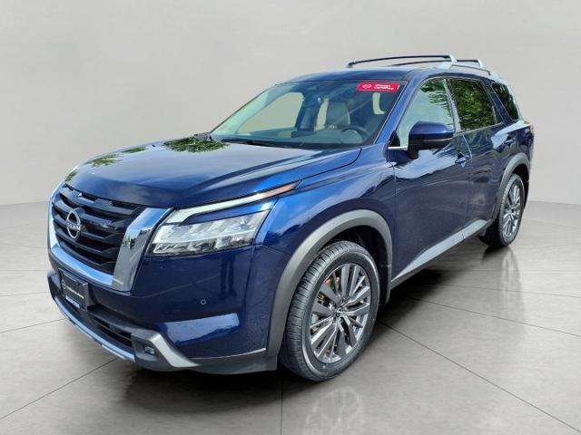 2022 Nissan Pathfinder Vehicle Photo in Oshkosh, WI 54904