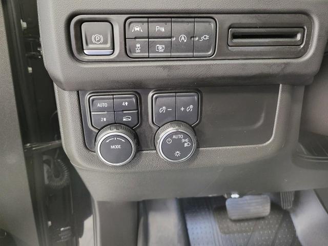 2022 Chevrolet Suburban Vehicle Photo in NEENAH, WI 54956-2243