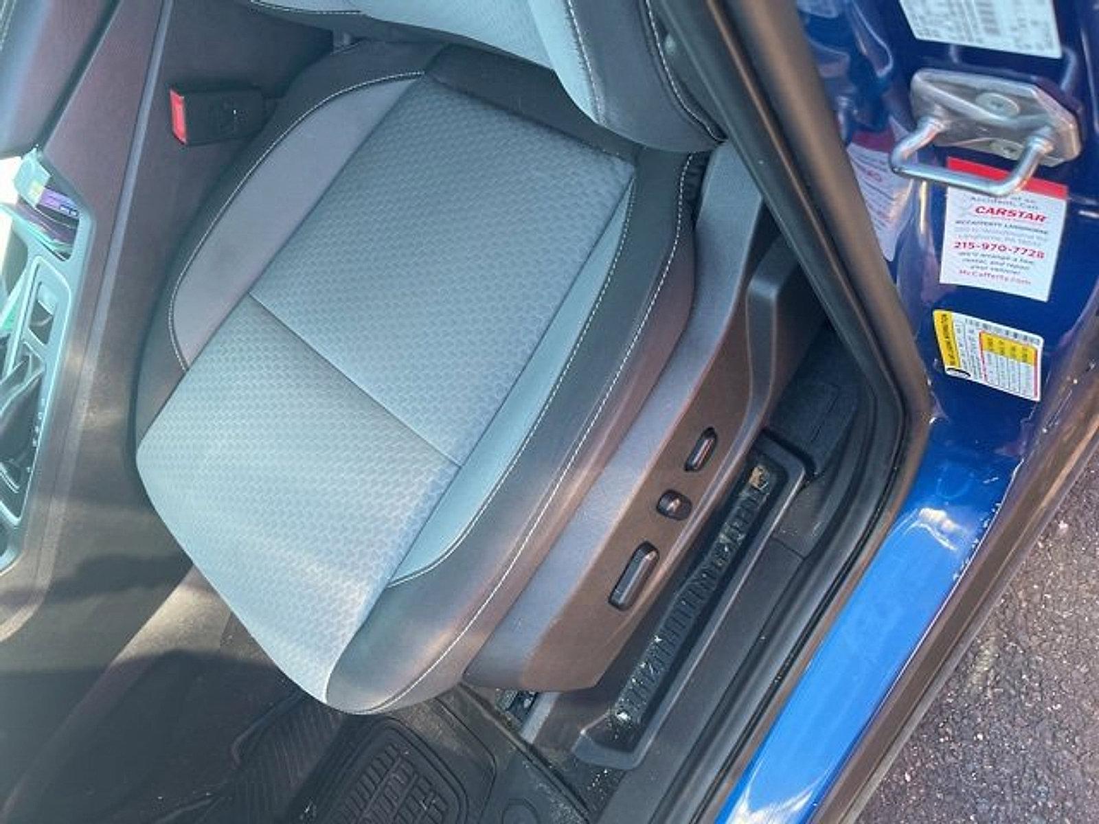 2017 Ford Escape Vehicle Photo in Trevose, PA 19053