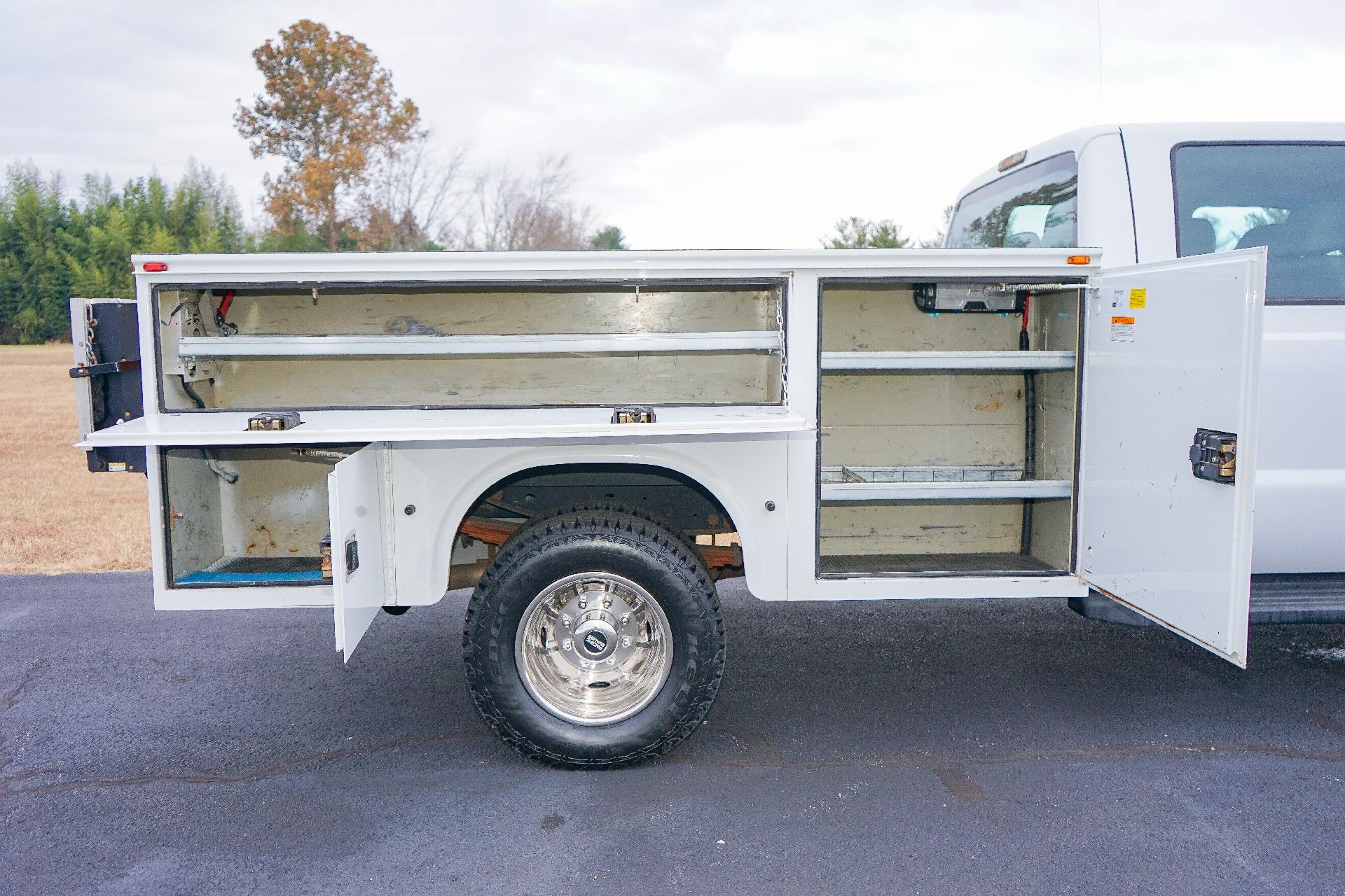 2013 Ford Super Duty F-350 DRW Vehicle Photo in SMYRNA, DE 19977-2874