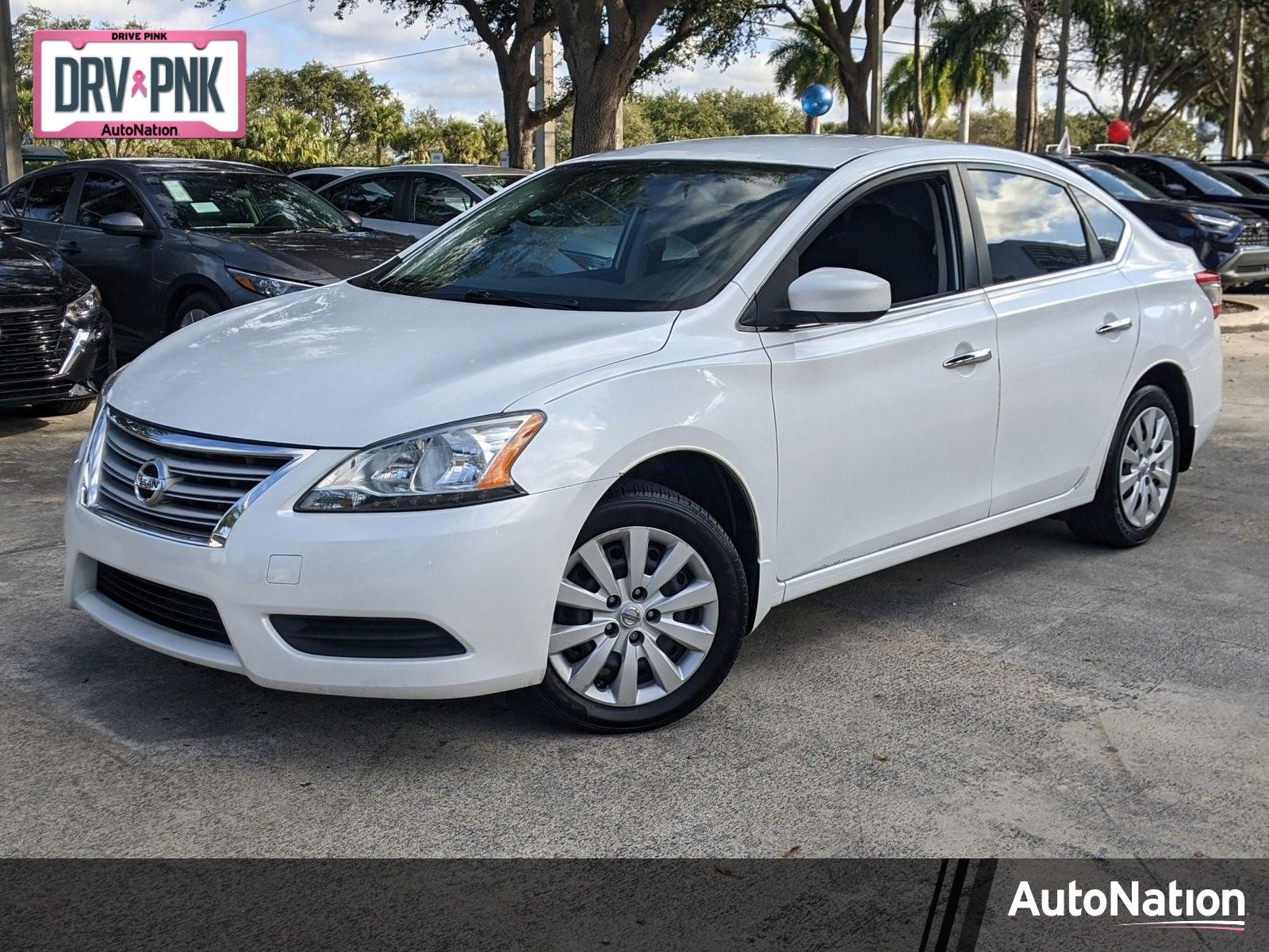 2015 Nissan Sentra Vehicle Photo in Pembroke Pines , FL 33084