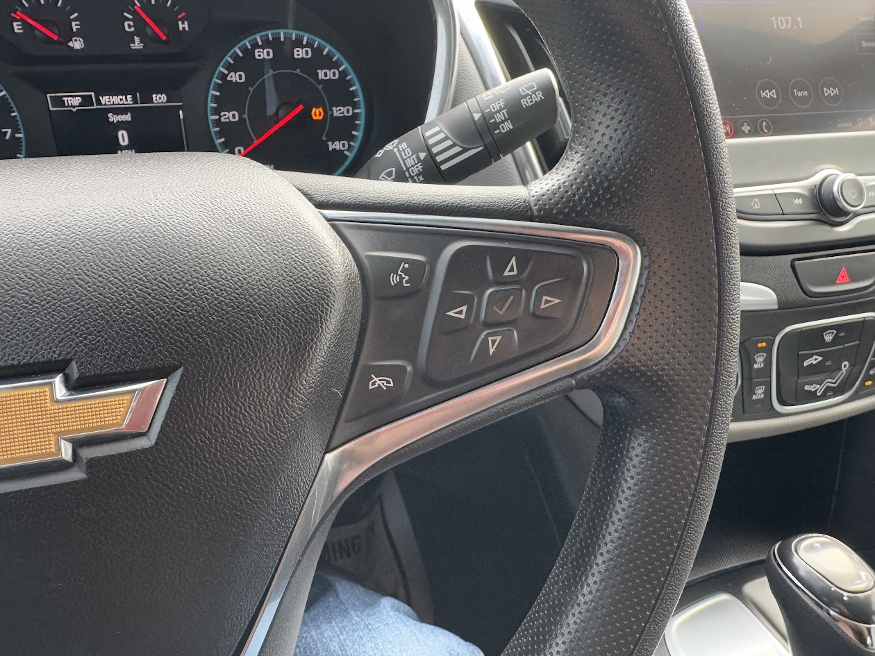 2020 Chevrolet Equinox Vehicle Photo in BOONVILLE, IN 47601-9633