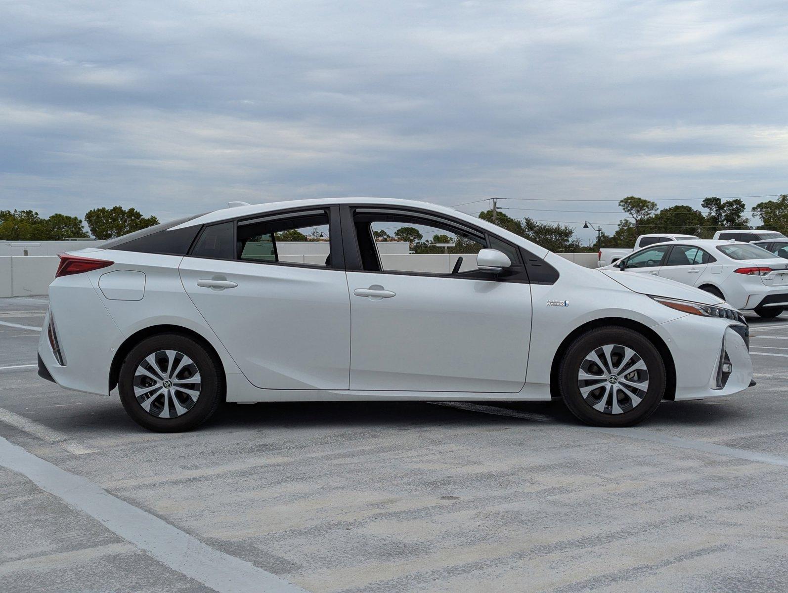 2021 Toyota Prius Prime Vehicle Photo in Ft. Myers, FL 33907