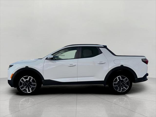 2025 Hyundai SANTA CRUZ Vehicle Photo in Green Bay, WI 54304