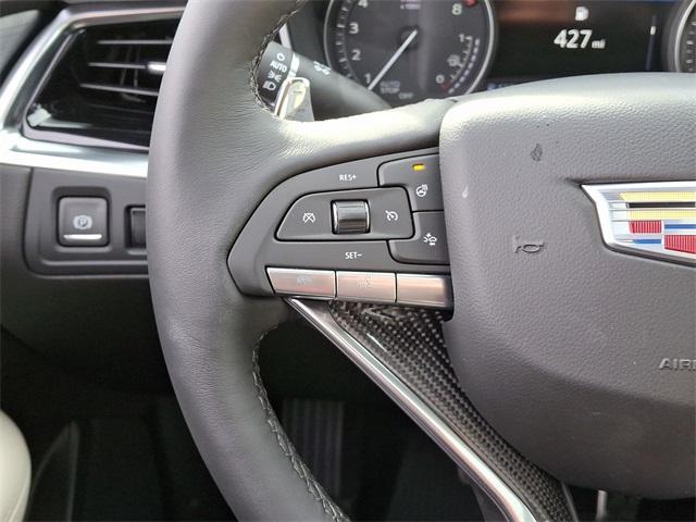 2025 Cadillac XT6 Vehicle Photo in ALLENTOWN, PA 18103-7399