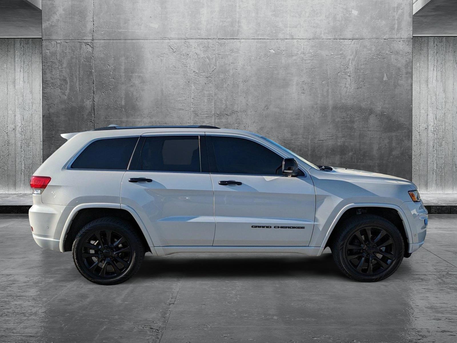 2017 Jeep Grand Cherokee Vehicle Photo in Rockville, MD 20852