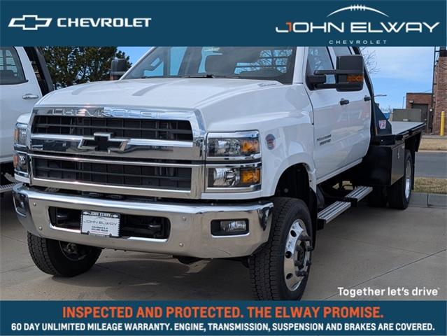 2024 Chevrolet Silverado Chassis Cab Vehicle Photo in ENGLEWOOD, CO 80113-6708
