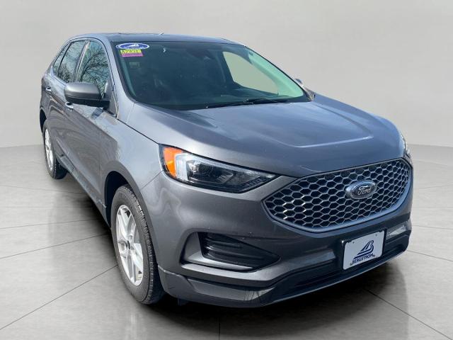 2024 Ford Edge Vehicle Photo in APPLETON, WI 54914-4656