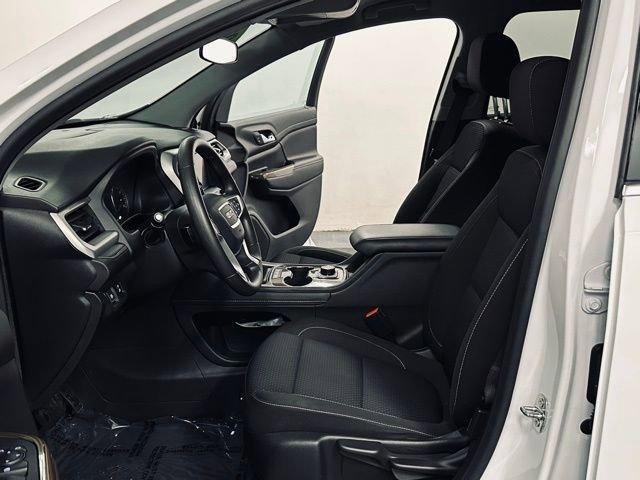 2023 GMC Acadia Vehicle Photo in MEDINA, OH 44256-9631