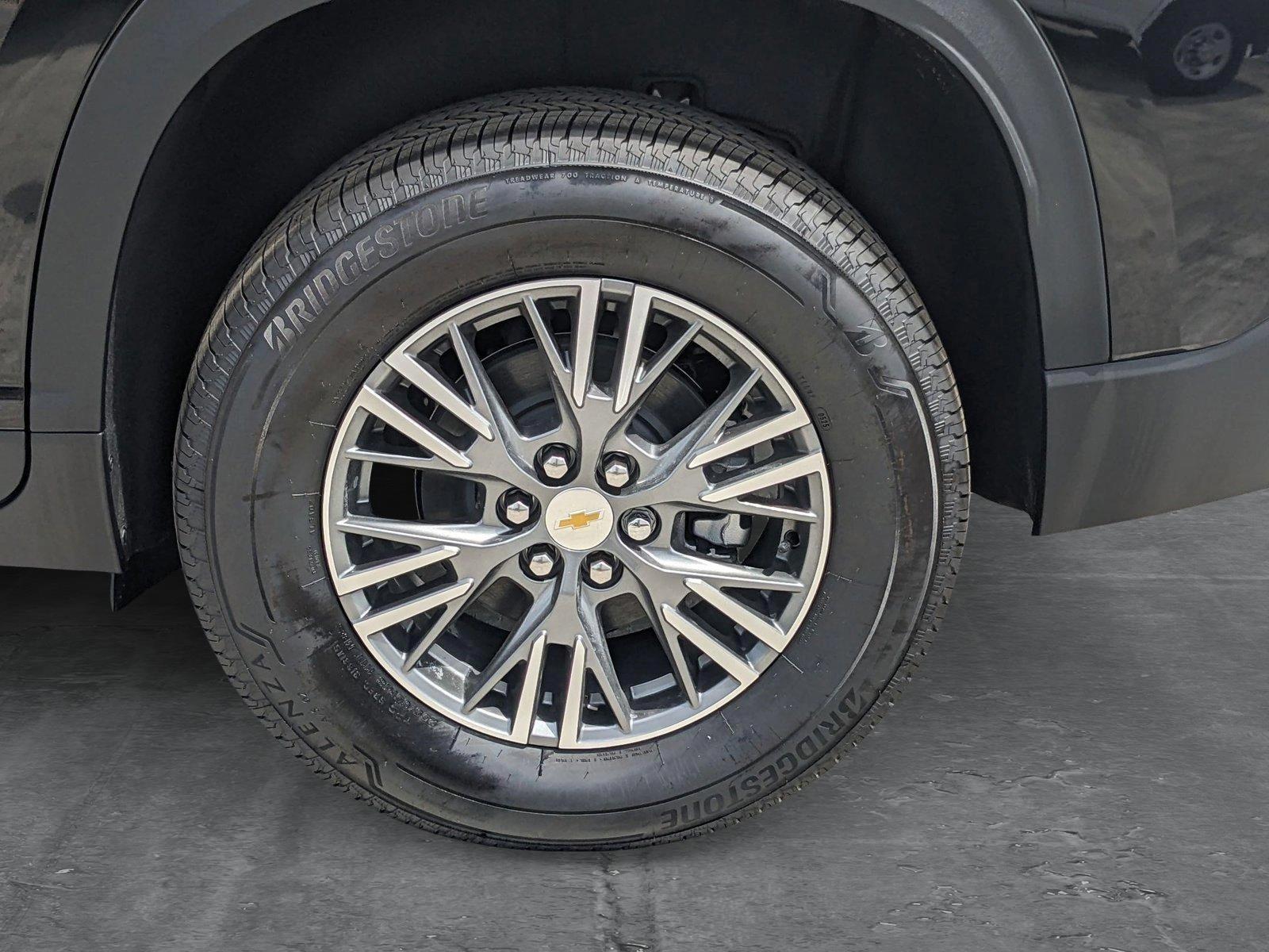 2025 Chevrolet Traverse Vehicle Photo in MIAMI, FL 33172-3015