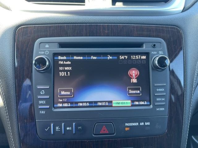 2015 Chevrolet Traverse Vehicle Photo in GREEN BAY, WI 54304-5303
