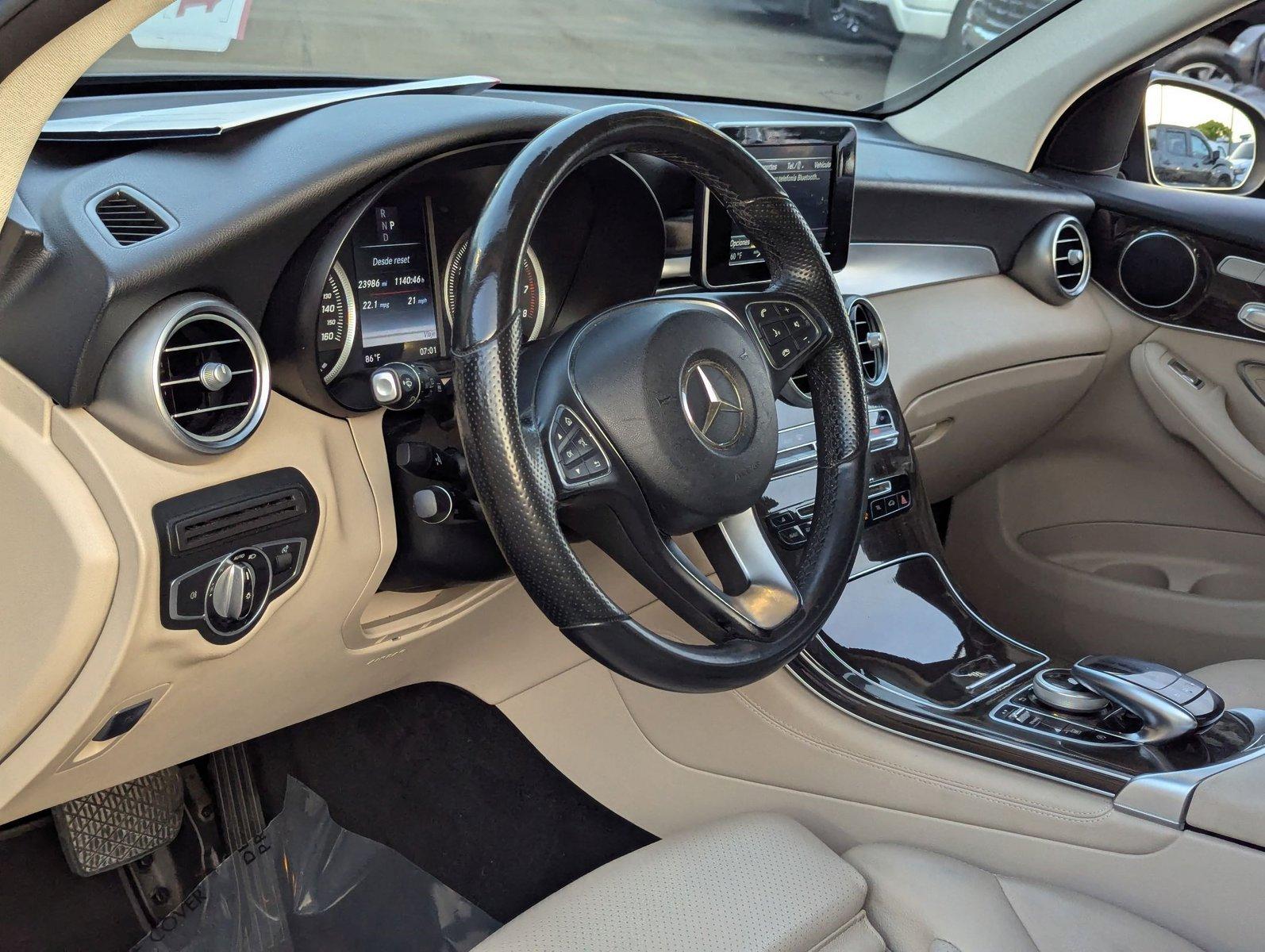 2016 Mercedes-Benz GLC Vehicle Photo in MIAMI, FL 33134-2699