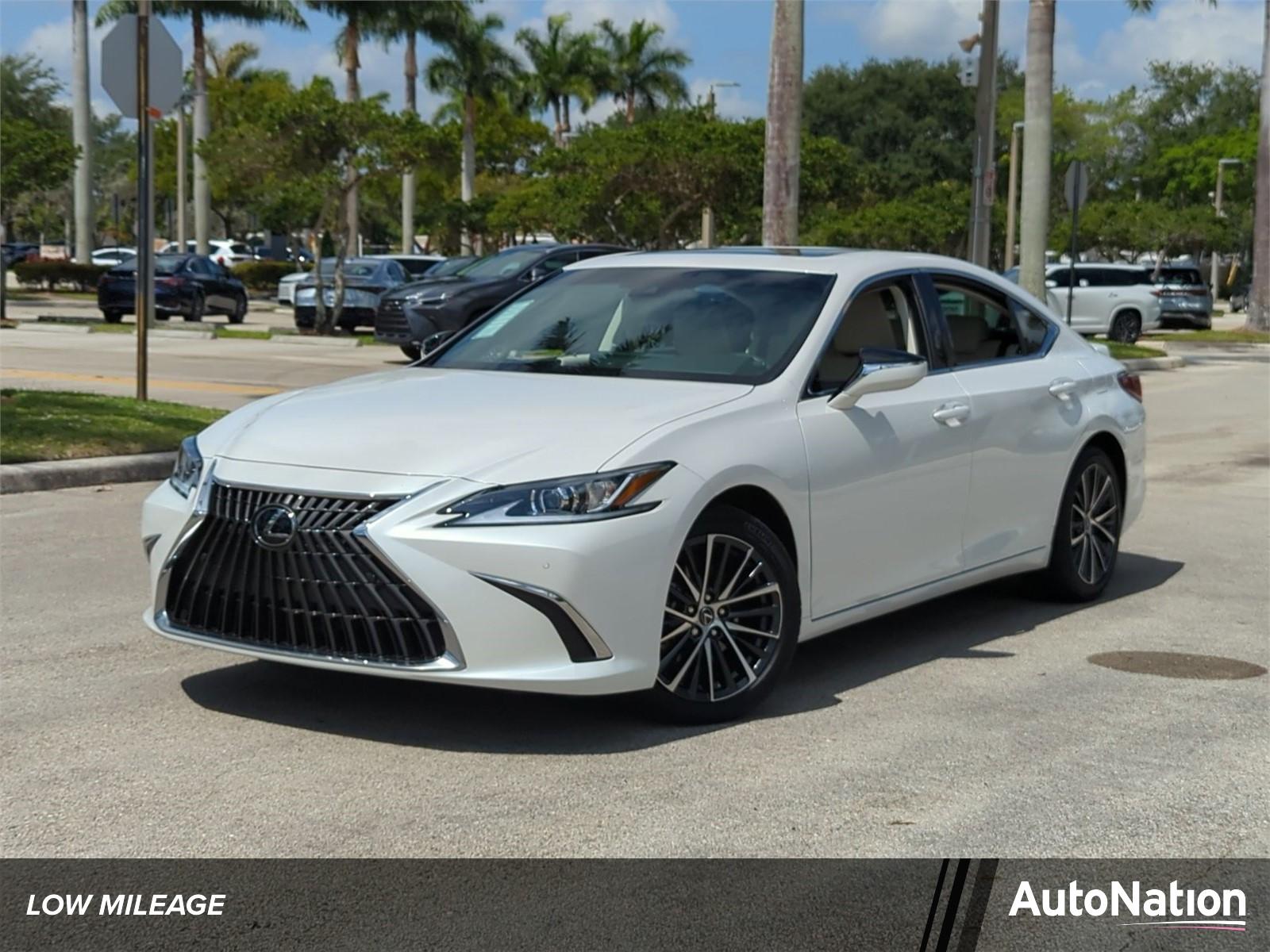 2025 Lexus ES 300h Vehicle Photo in West Palm Beach, FL 33417