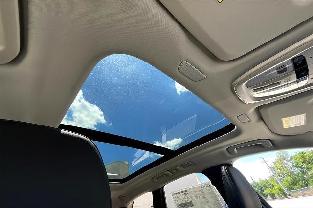 2025 Volvo XC60 Vehicle Photo in Houston, TX 77007
