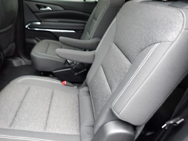 2024 Chevrolet Traverse Vehicle Photo in ZELIENOPLE, PA 16063-2910