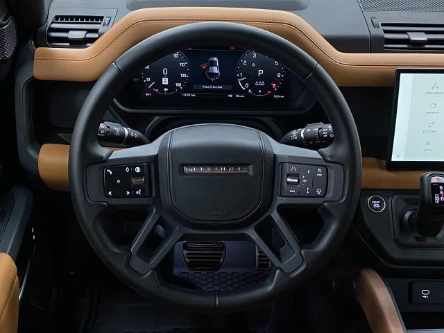 2024 Defender Vehicle Photo in Appleton, WI 54913