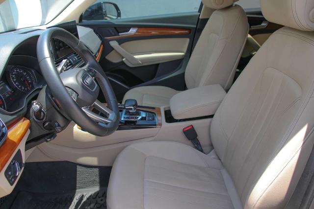 2022 Audi Q5 Vehicle Photo in SUGAR LAND, TX 77478