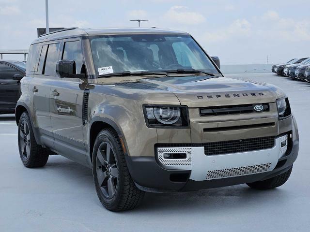 2025 Defender Vehicle Photo in AUSTIN, TX 78717