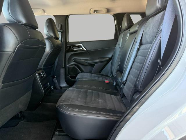 2023 Mitsubishi Outlander Vehicle Photo in Appleton, WI 54914