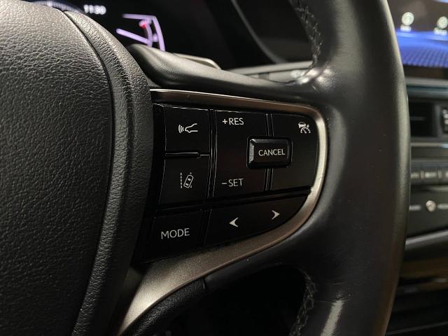 2022 Lexus ES 350 Vehicle Photo in Appleton, WI 54913