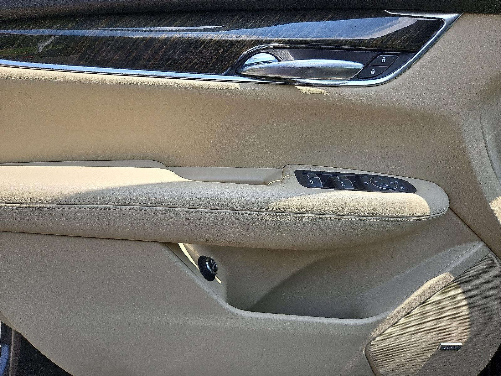 2019 Cadillac XT5 Vehicle Photo in Jenkintown, PA 19046