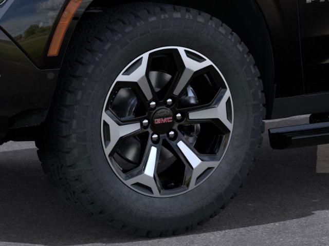 2025 GMC Yukon Vehicle Photo in GREEN BAY, WI 54303-3330