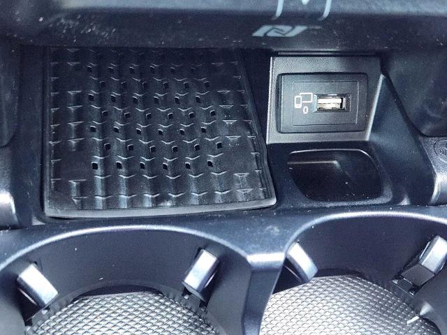2017 Mercedes-Benz E-Class Vehicle Photo in DENTON, TX 76210-9321