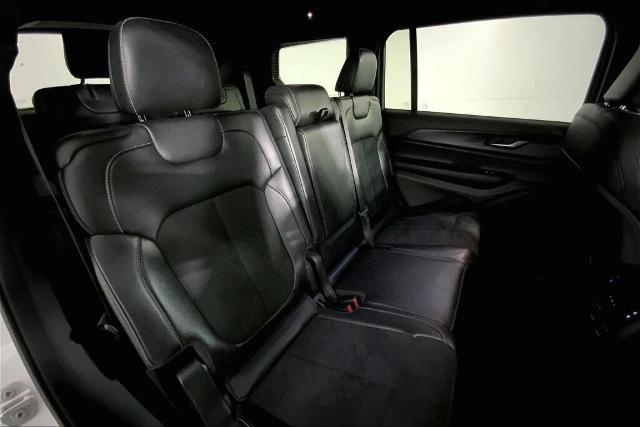 2024 Jeep Grand Cherokee L Vehicle Photo in Kansas City, MO 64114