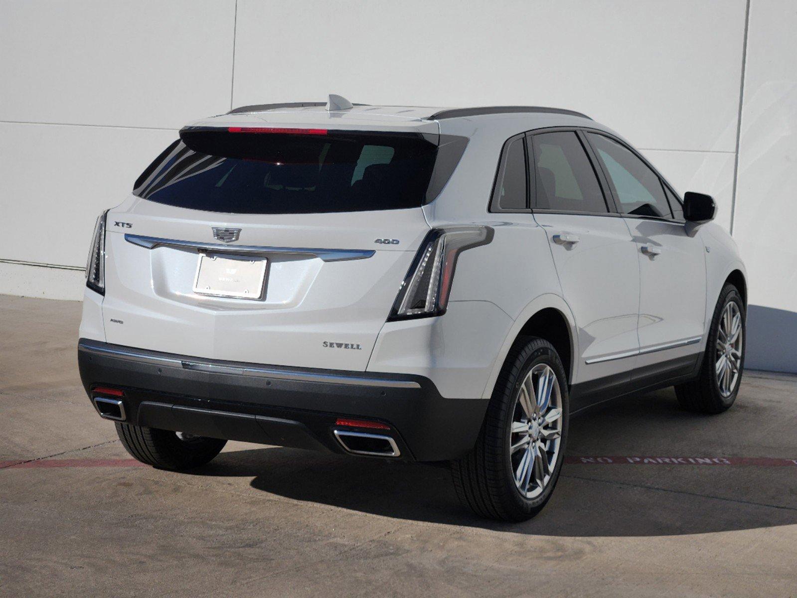 2024 Cadillac XT5 Vehicle Photo in GRAPEVINE, TX 76051-8302