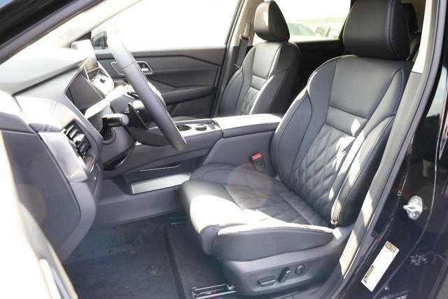 2025 Nissan Rogue Vehicle Photo in Ballwin, MO 63011