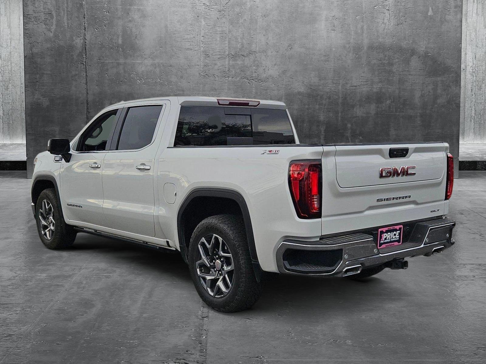 2024 GMC Sierra 1500 Vehicle Photo in MESA, AZ 85206-4395