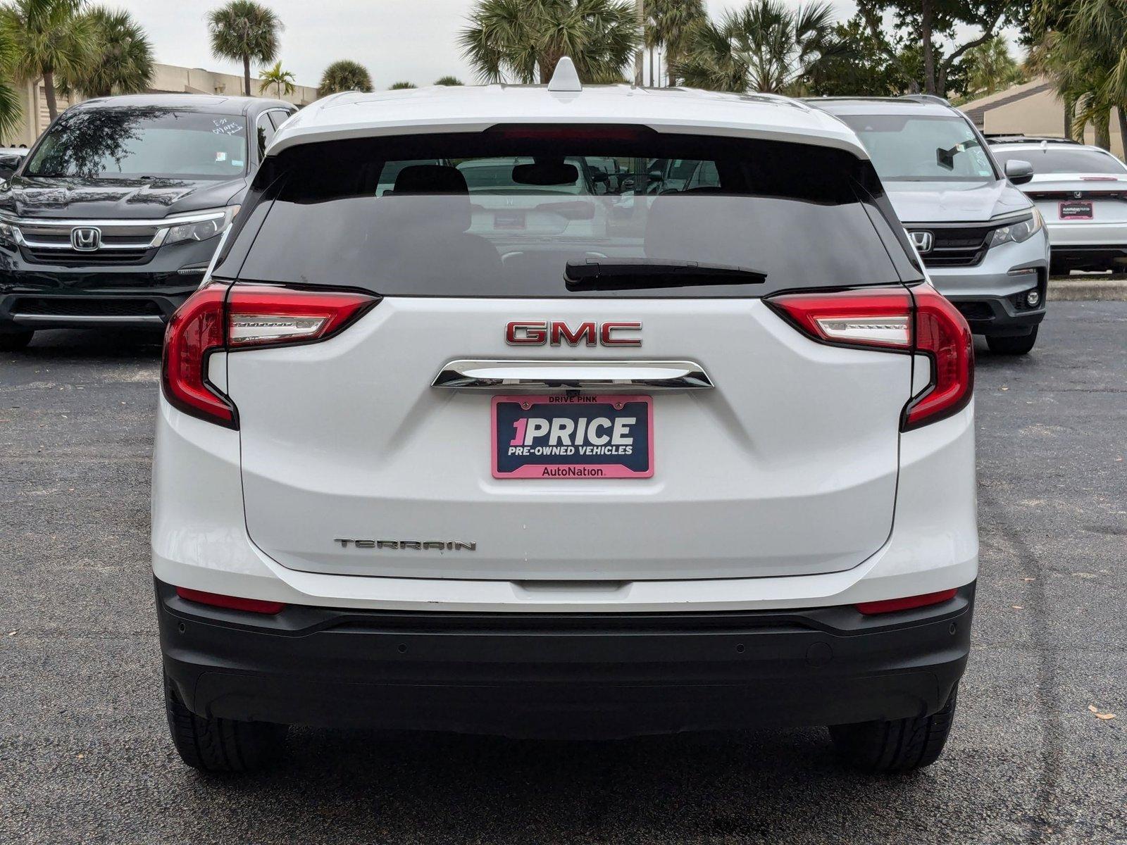 2022 GMC Terrain Vehicle Photo in Miami, FL 33015