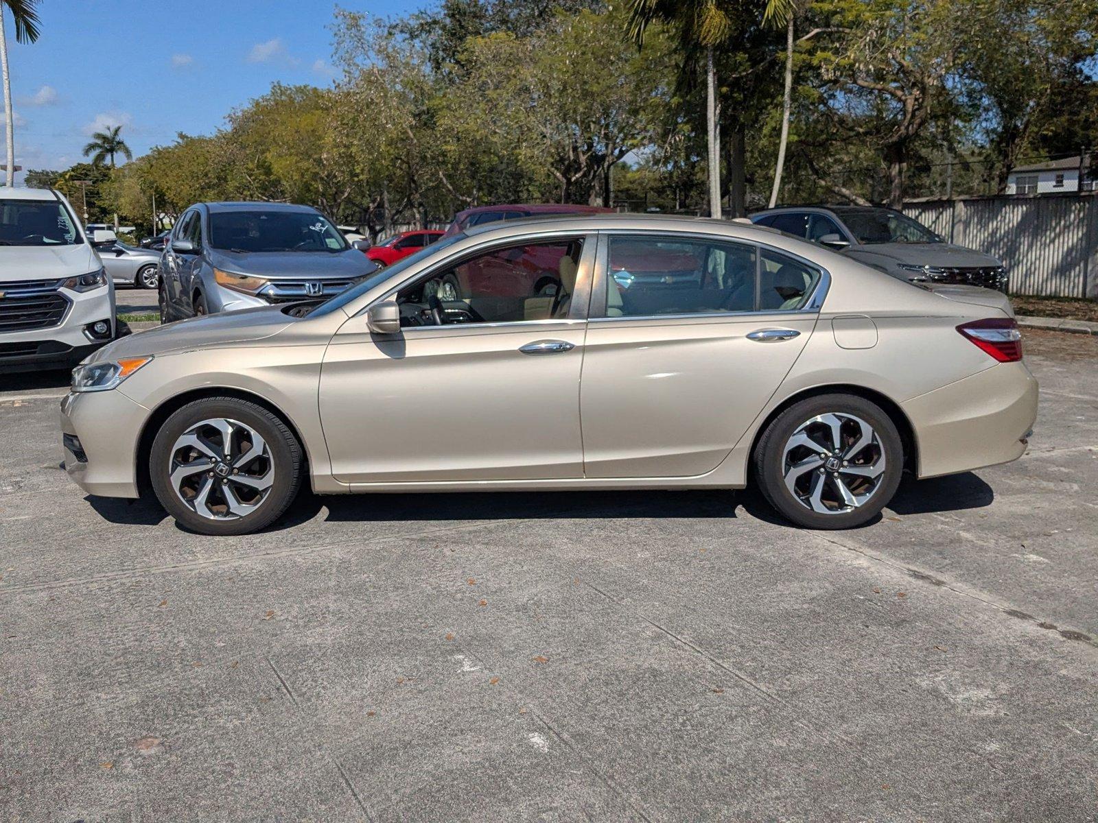 2017 Honda Accord Sedan Vehicle Photo in PEMBROKE PINES, FL 33024-6534