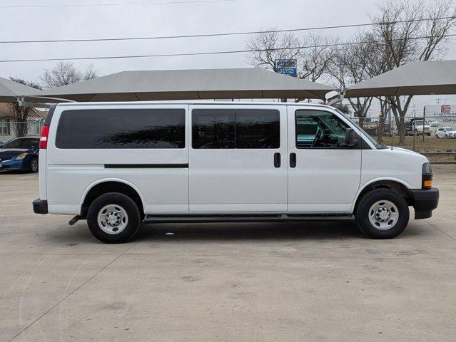 2022 Chevrolet Express Passenger 3500 Vehicle Photo in SELMA, TX 78154-1460