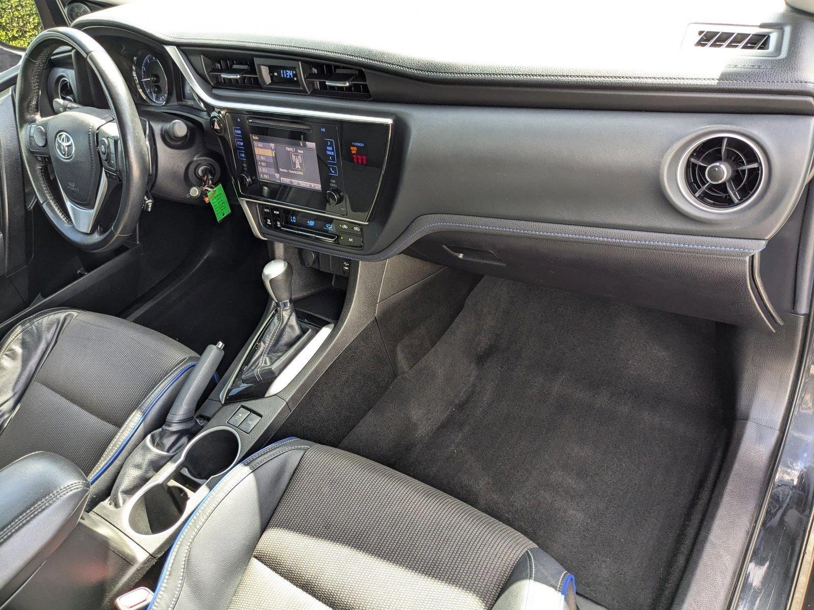 2019 Toyota Corolla Vehicle Photo in Miami, FL 33015