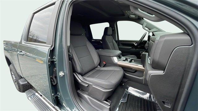 2025 Chevrolet Silverado 2500 HD Vehicle Photo in THOMPSONTOWN, PA 17094-9014