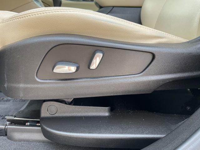 2019 Cadillac XT5 Vehicle Photo in MEDINA, OH 44256-9631