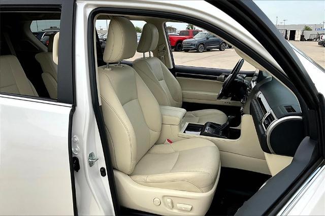 2023 Lexus GX 460 Vehicle Photo in Grapevine, TX 76051