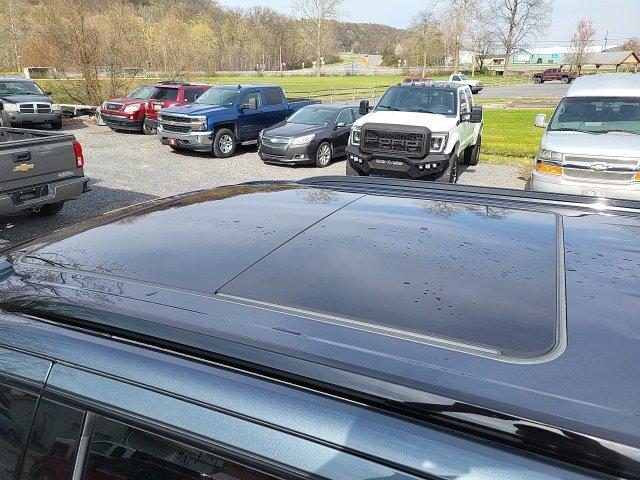 2021 Chevrolet Suburban Vehicle Photo in THOMPSONTOWN, PA 17094-9014
