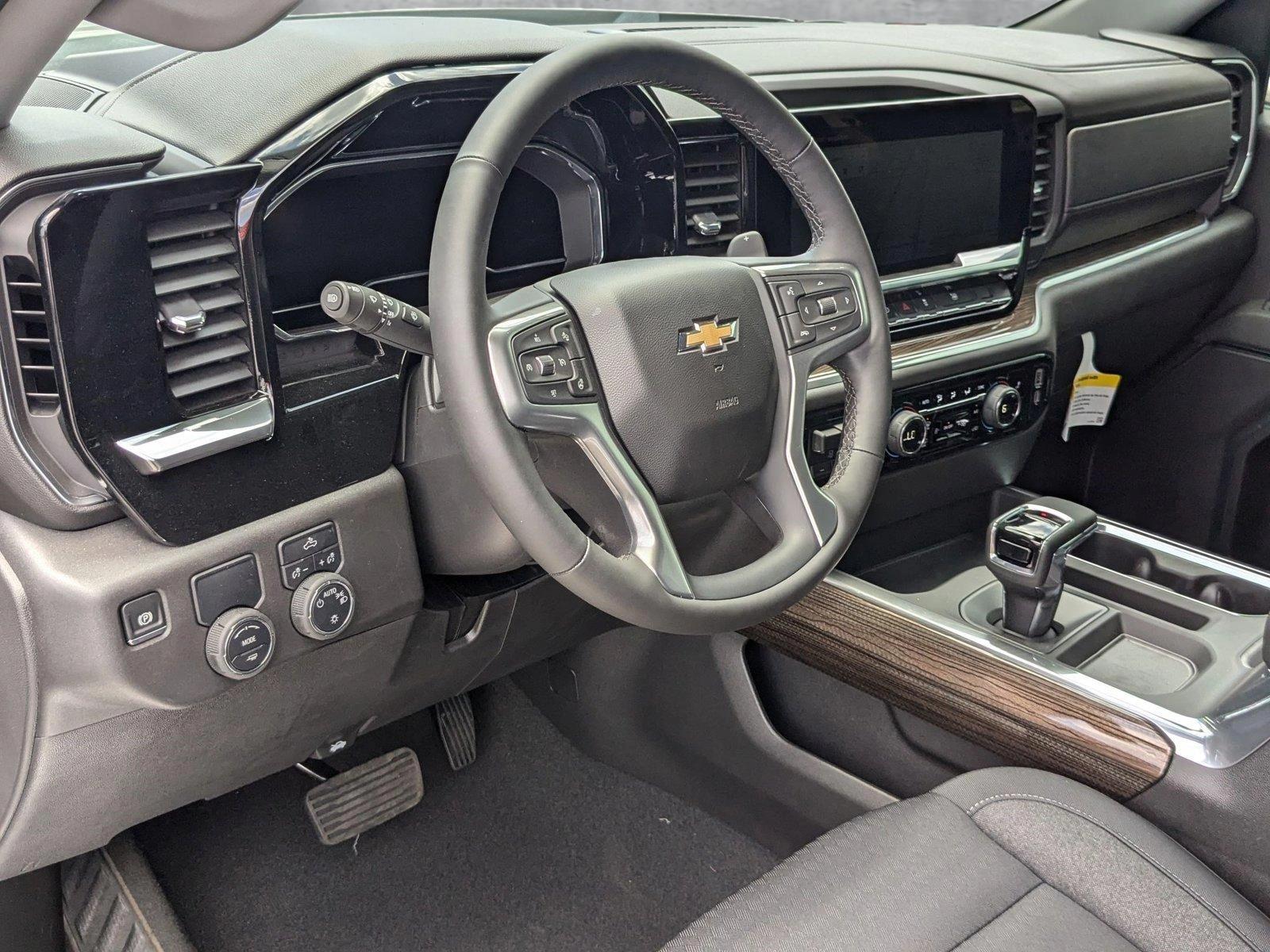 2025 Chevrolet Silverado 1500 Vehicle Photo in MIAMI, FL 33134-2699