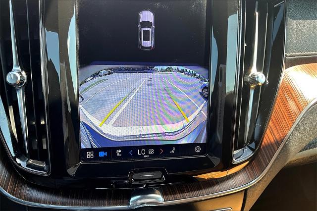 2022 Volvo XC60 Vehicle Photo in Houston, TX 77007