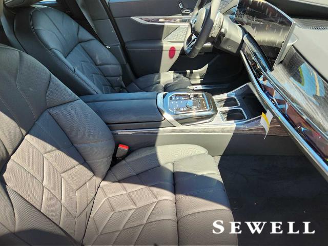 2025 BMW 760i xDrive Vehicle Photo in PLANO, TX 75024