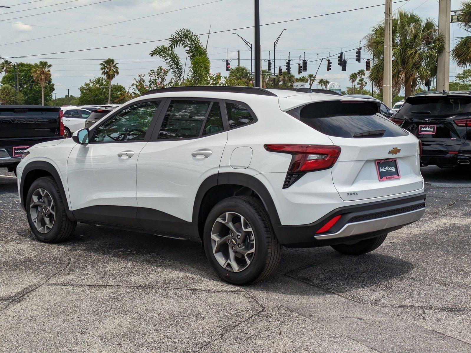 2025 Chevrolet Trax Vehicle Photo in ORLANDO, FL 32812-3021