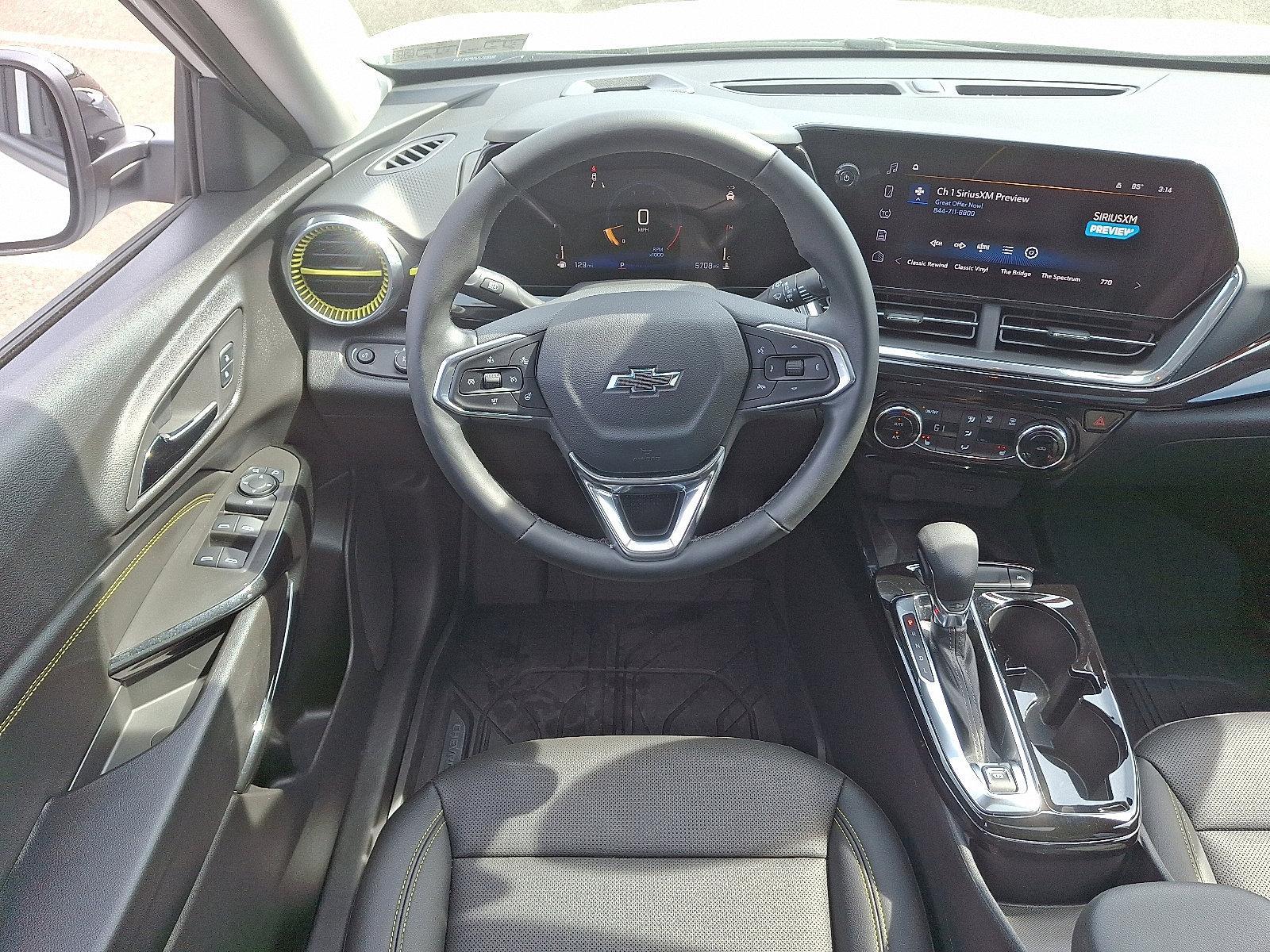 2025 Chevrolet Trax Vehicle Photo in Trevose, PA 19053
