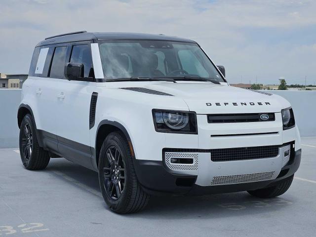 2024 Defender Vehicle Photo in AUSTIN, TX 78717