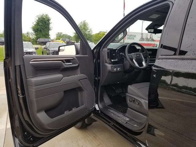 2025 GMC Sierra 1500 Vehicle Photo in ELYRIA, OH 44035-6349