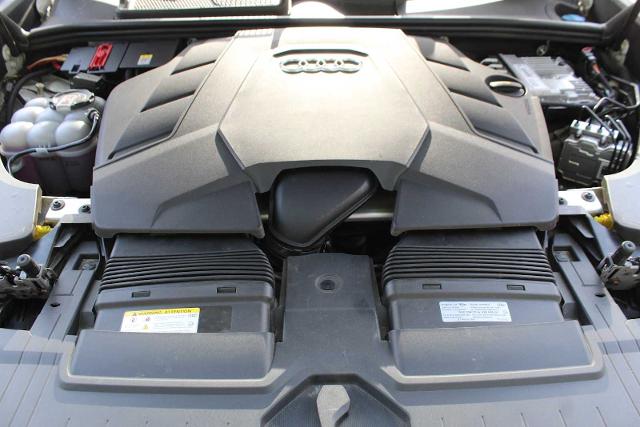 2023 Audi Q8 Vehicle Photo in HOUSTON, TX 77090